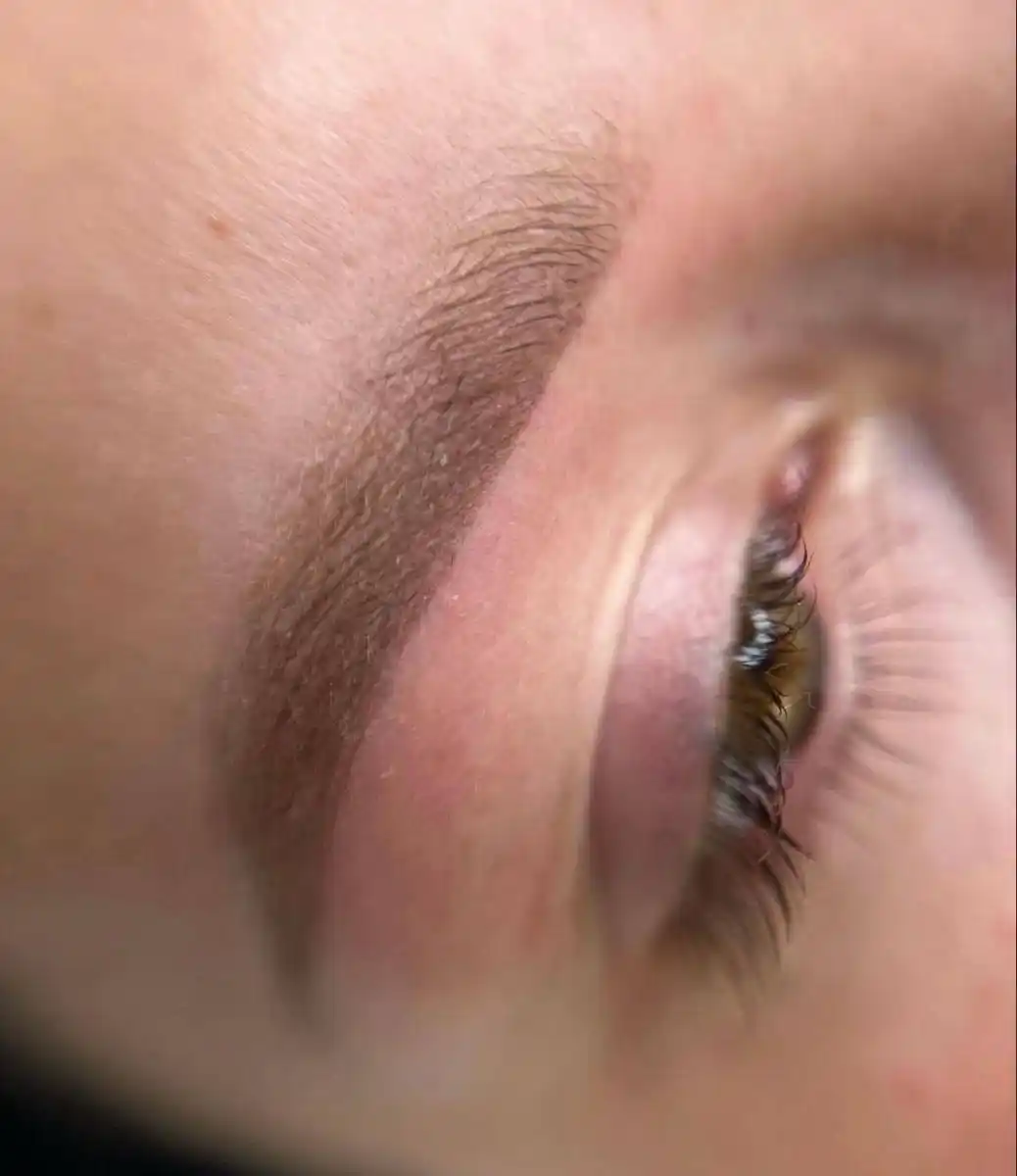 Услуги ламинирования бровей и ресниц к Новому году