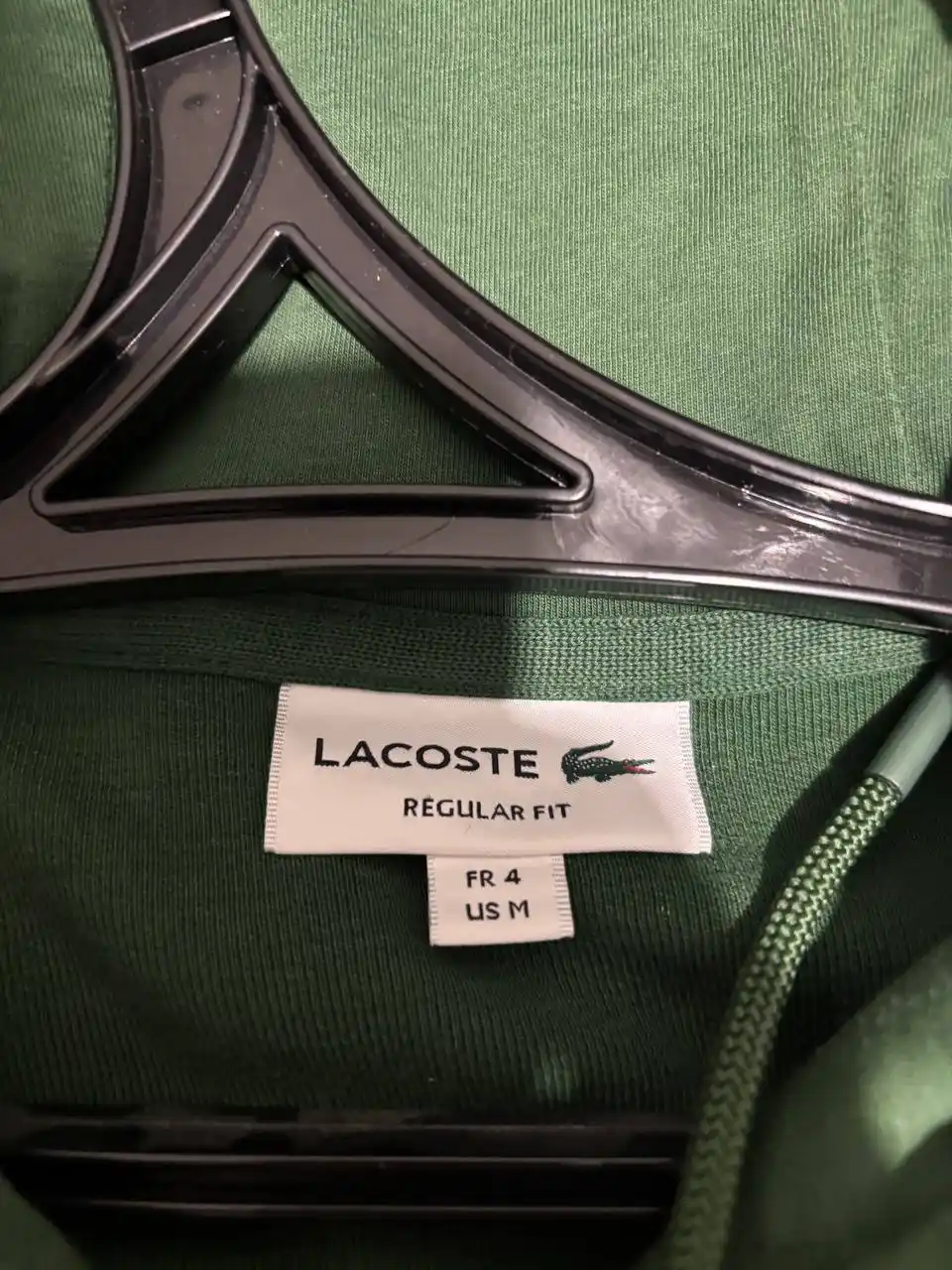 Продам одежду Lacoste и Guess