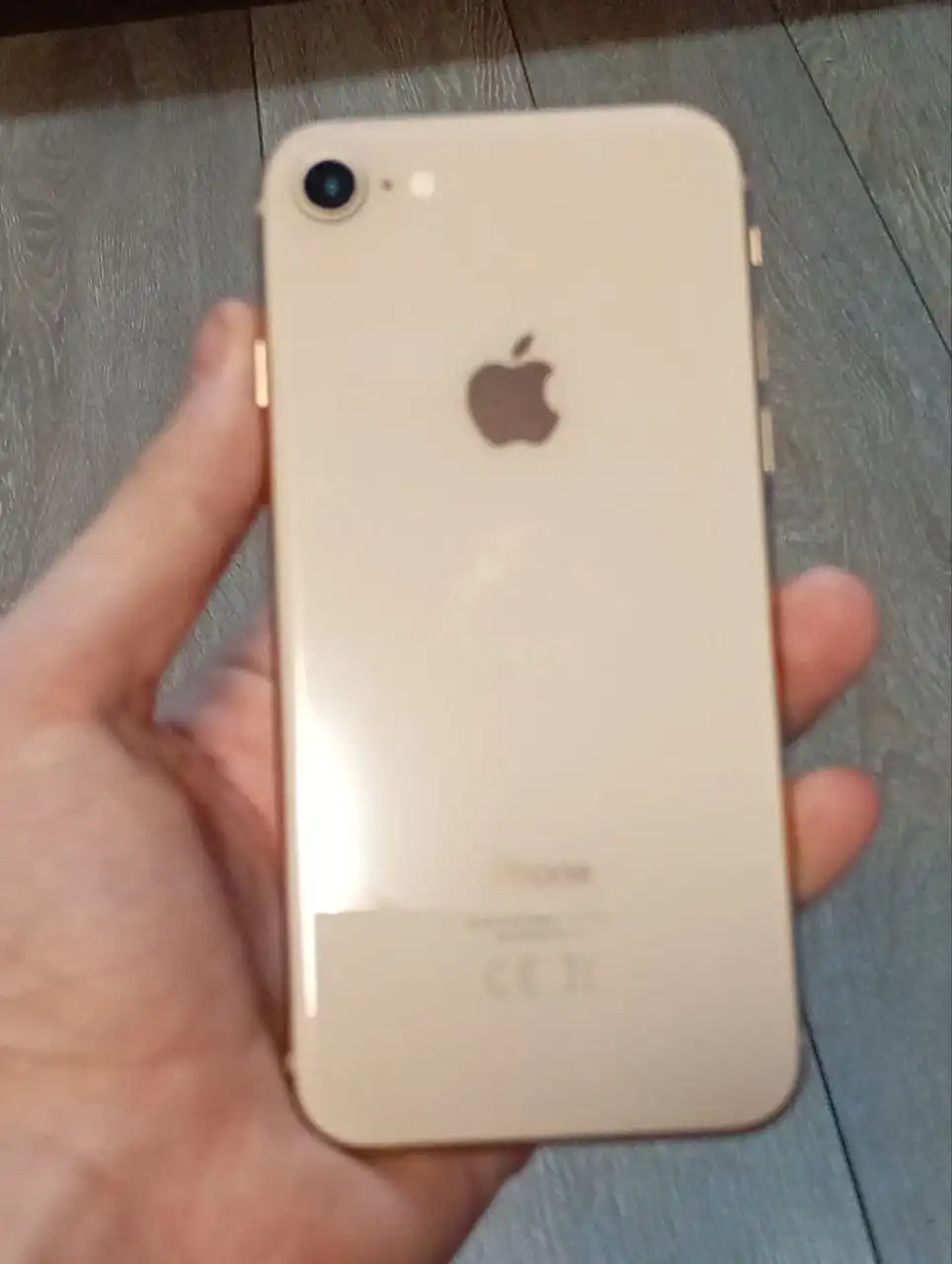 Продам iPhone 8 в идеальном состоянии