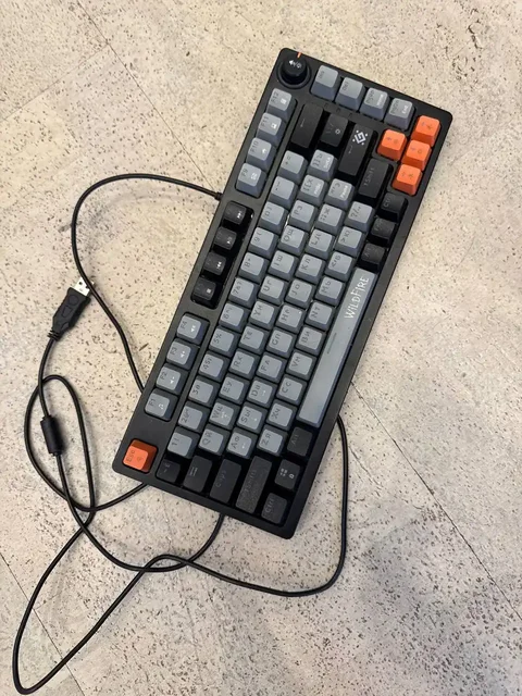 Продажа стабилизатора, колонки и клавиатуры - Электроника в Екатеринбург