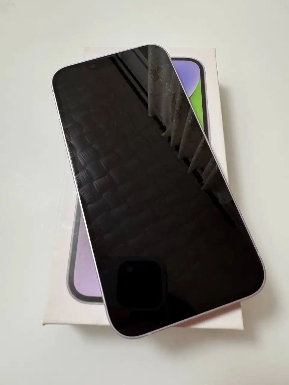 iPhone 14 128GB в отличном состоянии с полной комплектацией