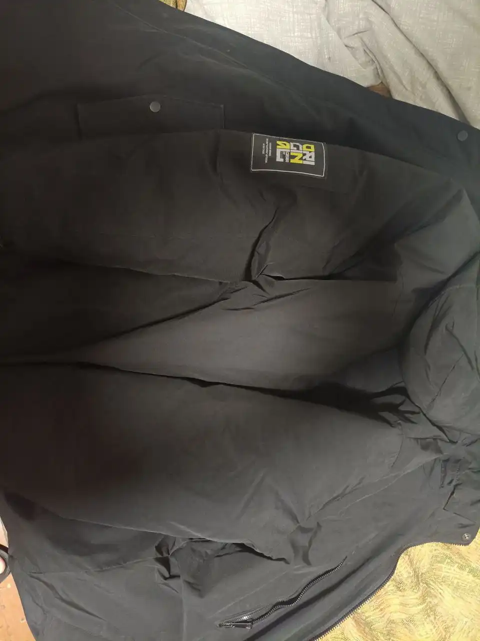 Зимняя куртка