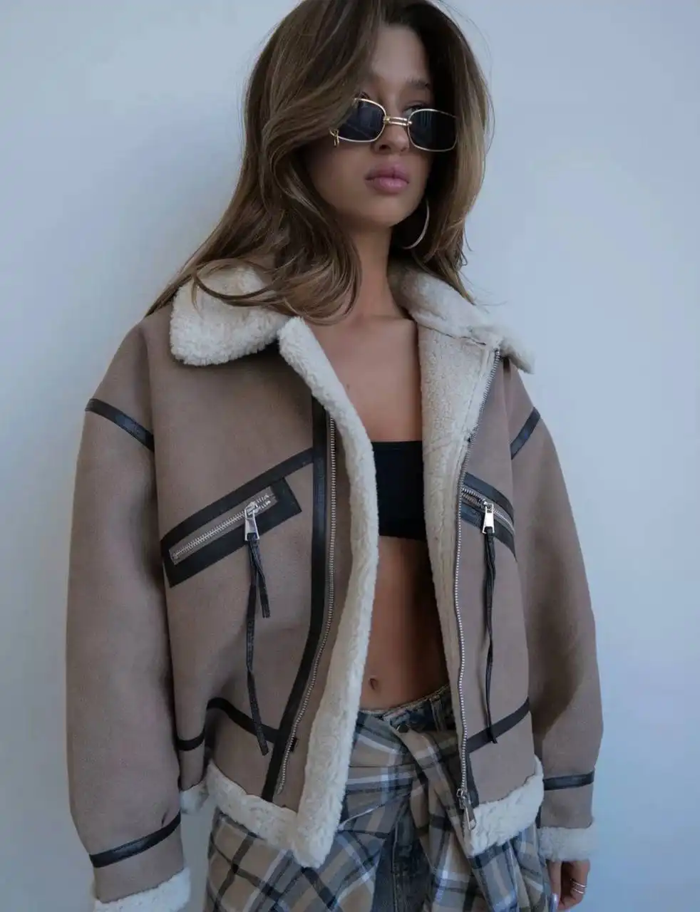 Продам зимнюю дубленку размер 44