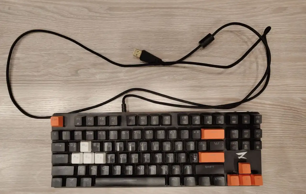 Продажа механической клавиатуры Zet Gaming Blade Pro