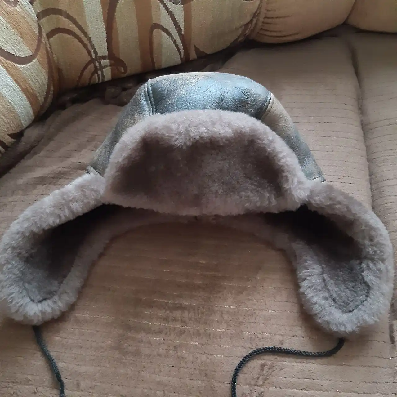 Новая ушанка из натурального мутона