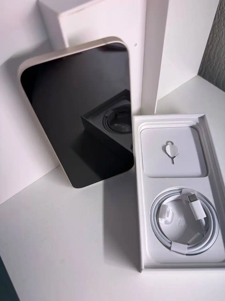 iPhone 13 белый 512 ГБ в отличном состоянии