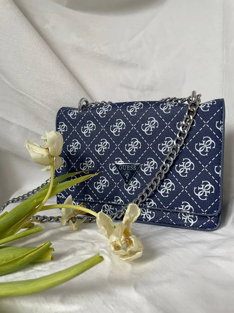 Сумки Guess новые в упаковке