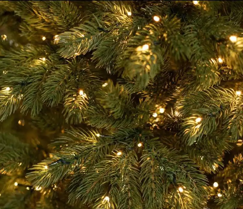 Искусственная ель Императрица со светом