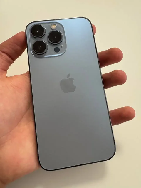 Продажа iPhone и PS4 - Электроника в Екатеринбург