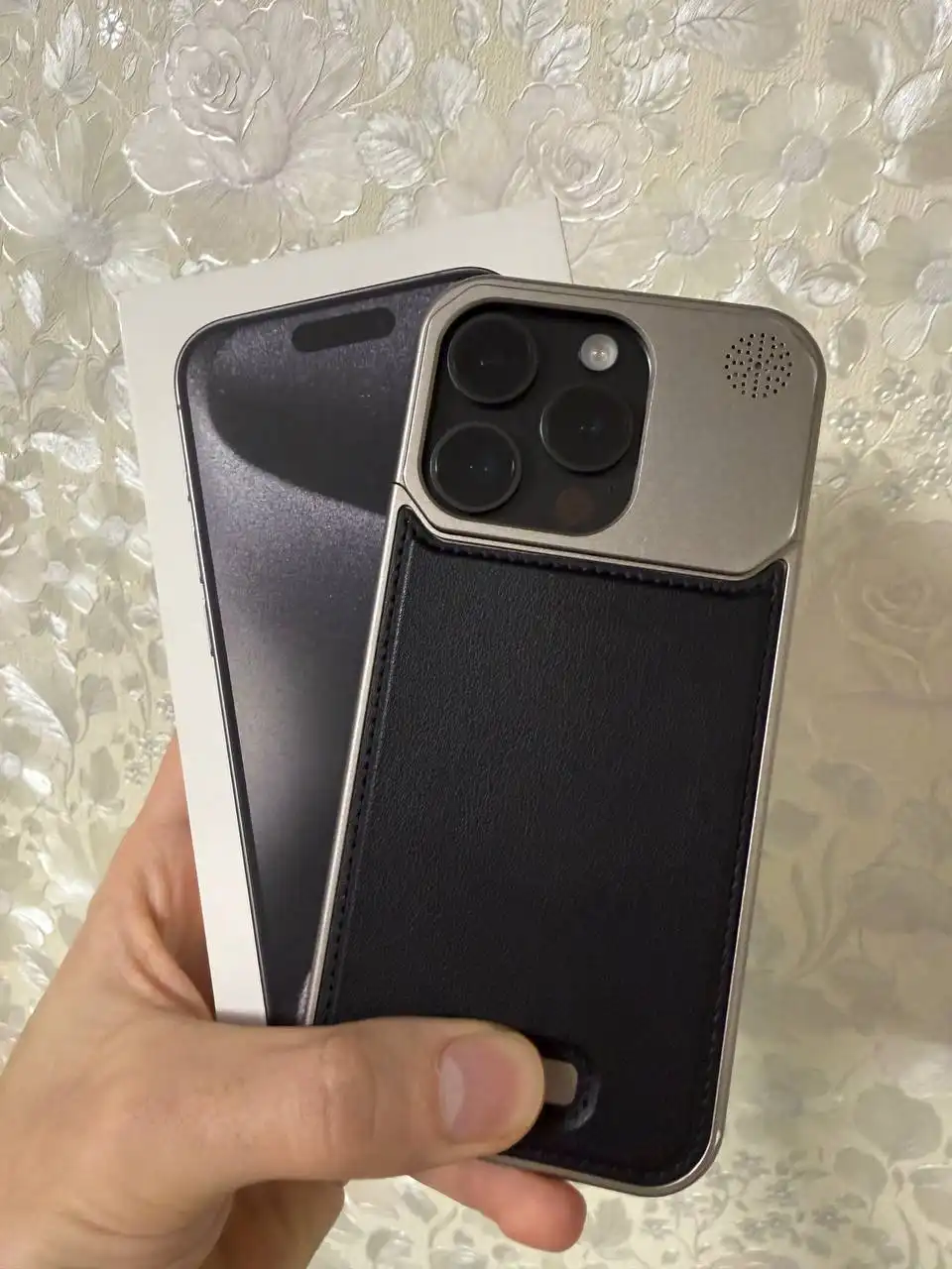 iPhone 15 Pro 256 ГБ черный