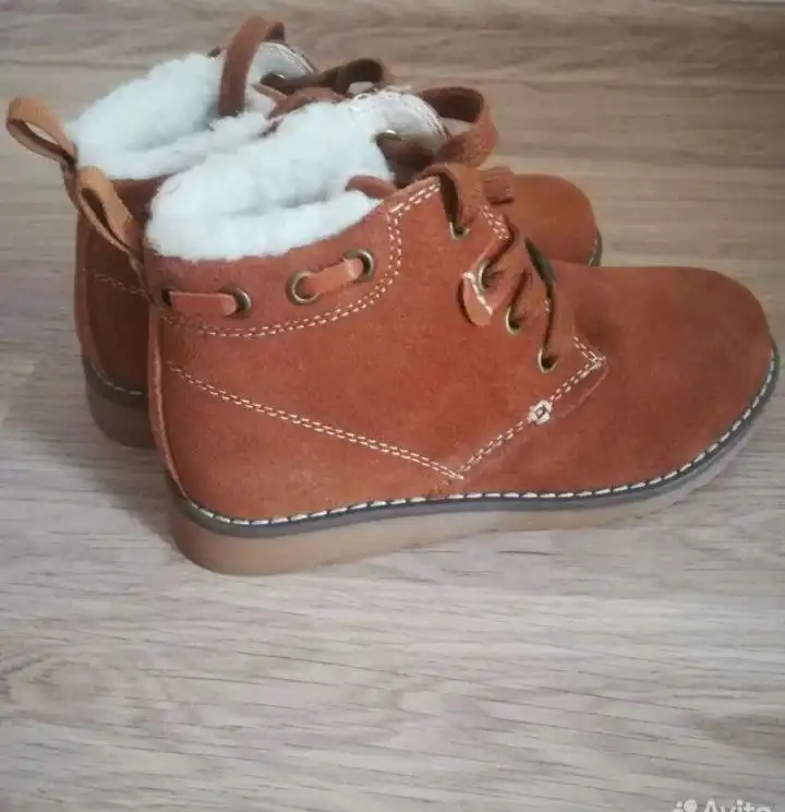 Зимние сапоги 31 размера из натуральной замши с овчиной
