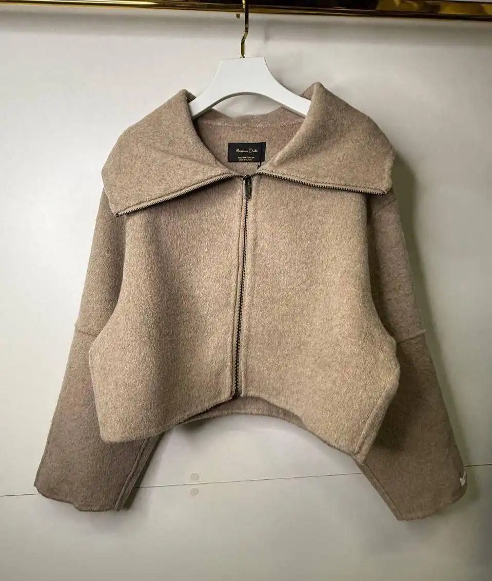 Бомбер женский шерсть 100% новый с биркой размер L