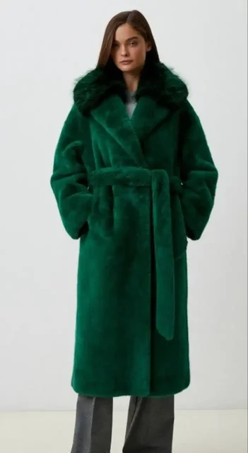 Продам шубу из искусственного меха Снежная Королева - Спецодежда в Екатеринбург