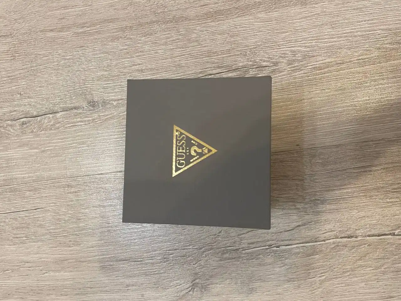 Продам часы Guess оригинальные - Барахолка в Екатеринбург