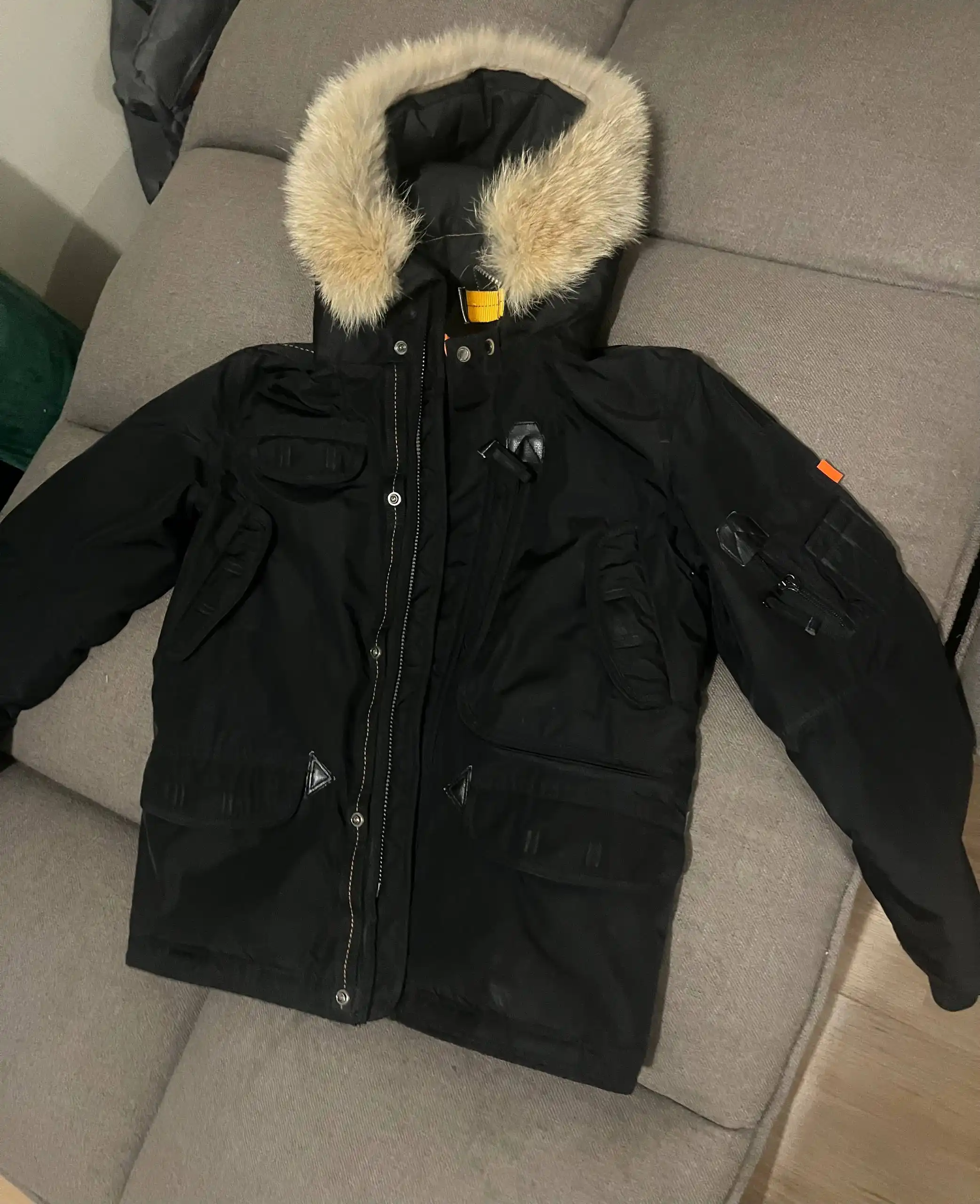 Крутые детские куртки - Детская одежда (Барахолка) в Екатеринбург