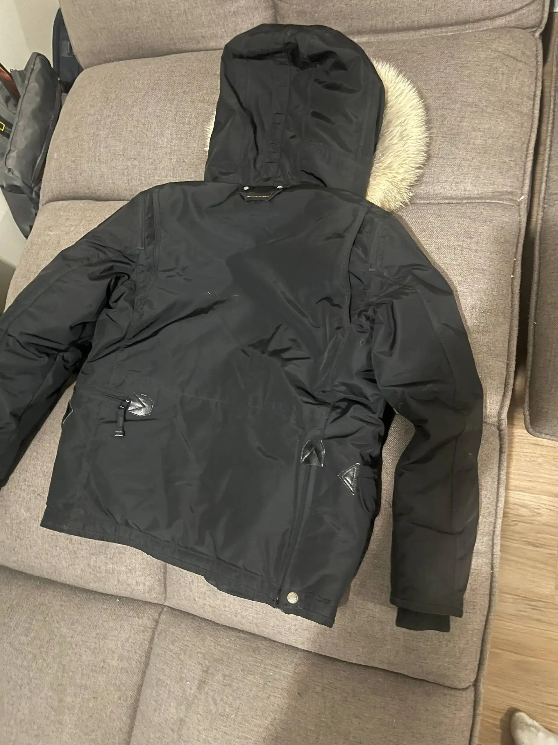 Крутые детские куртки - Детская одежда (Барахолка) в Екатеринбург