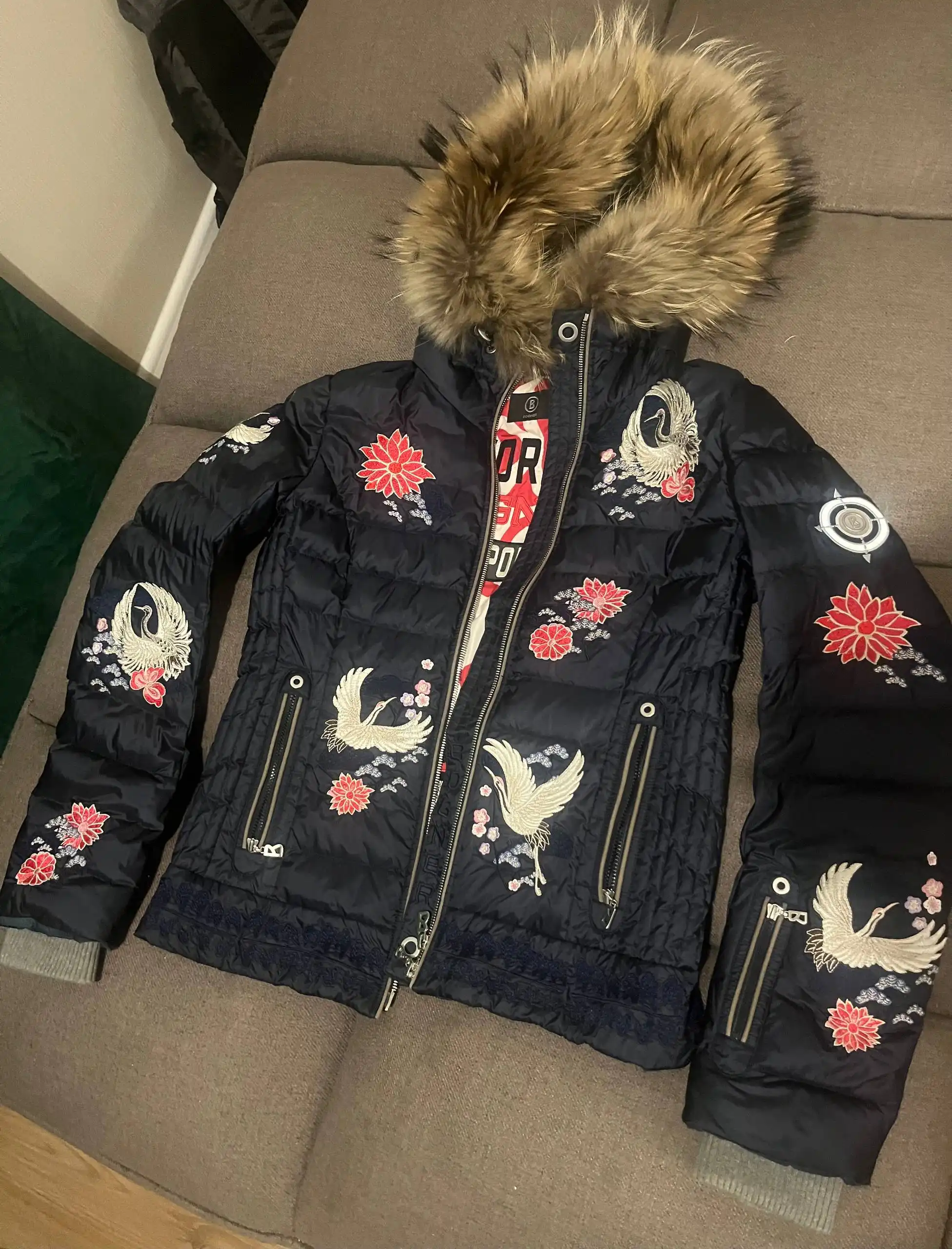 Крутые детские куртки - Детская одежда (Барахолка) в Екатеринбург