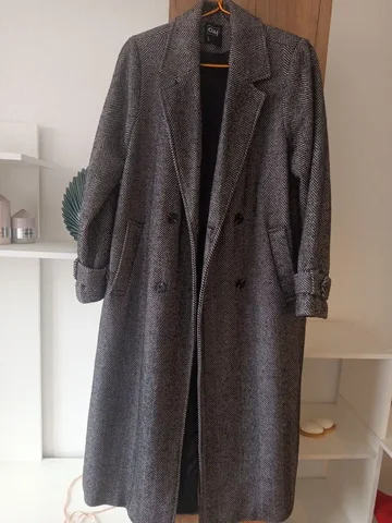 Пальто демисезон 46 размер - Домашняя одежда в Екатеринбург