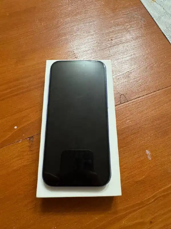 Обмен iPhone 16 128GB синий - Смартфоны (Электроника) в Екатеринбург