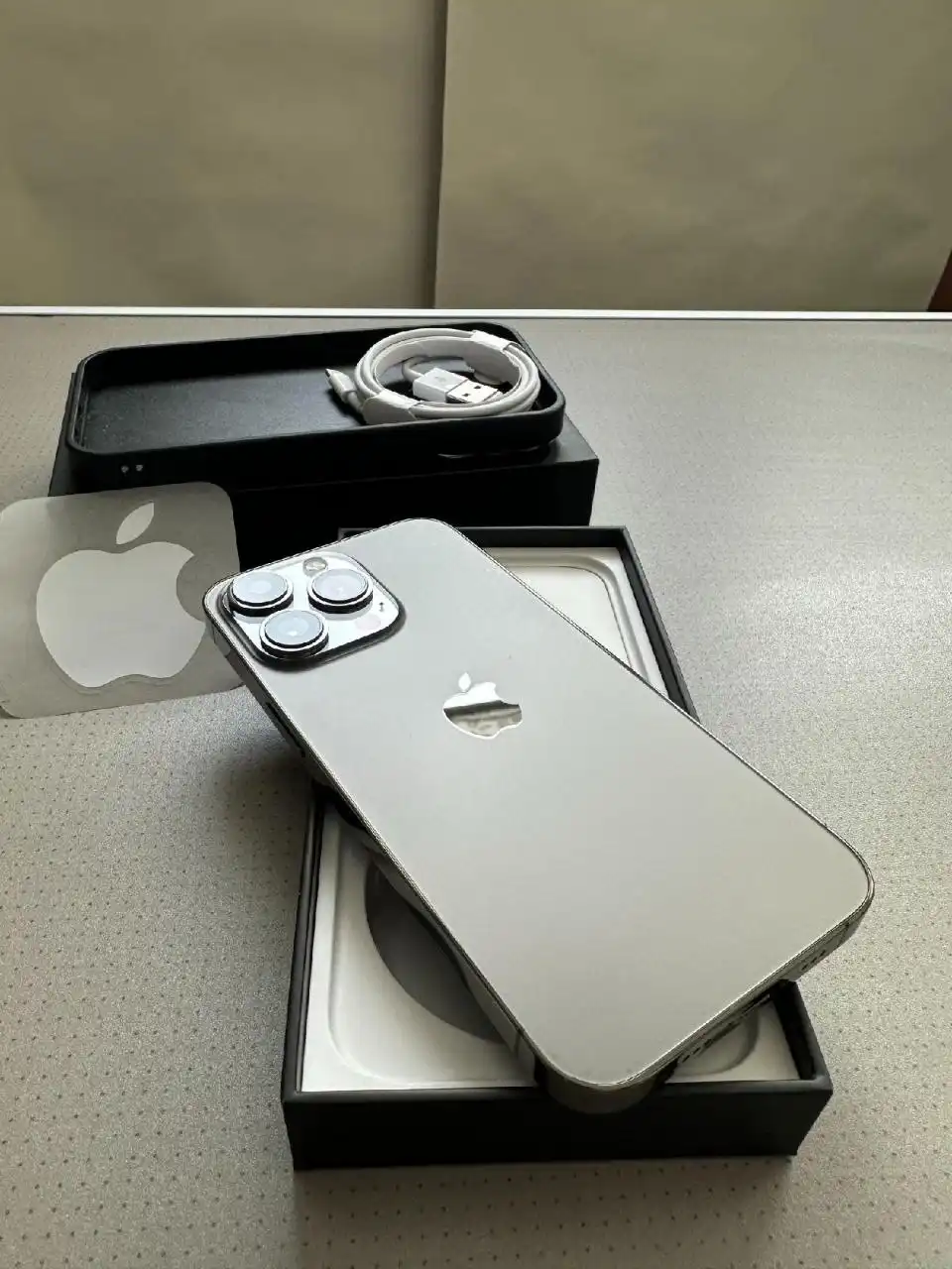 IPhone 13 Pro 1024 Гб полный комплект - Смартфоны (Электроника) в Екатеринбург