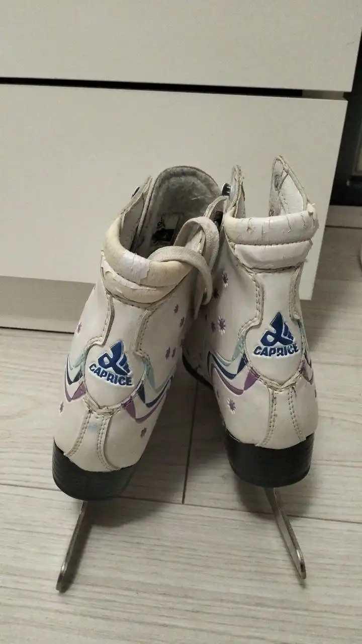 Коньки фигурные 34 размер - Барахолка в Екатеринбург