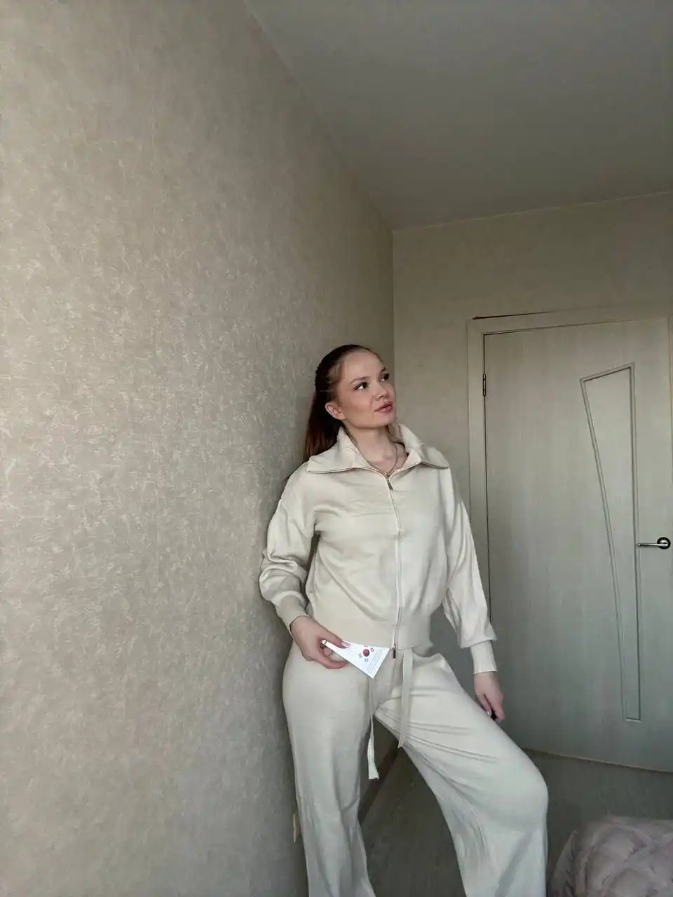 Костюм вязаный корейский новый с биркой - Костюмы (Одежда) в Екатеринбург