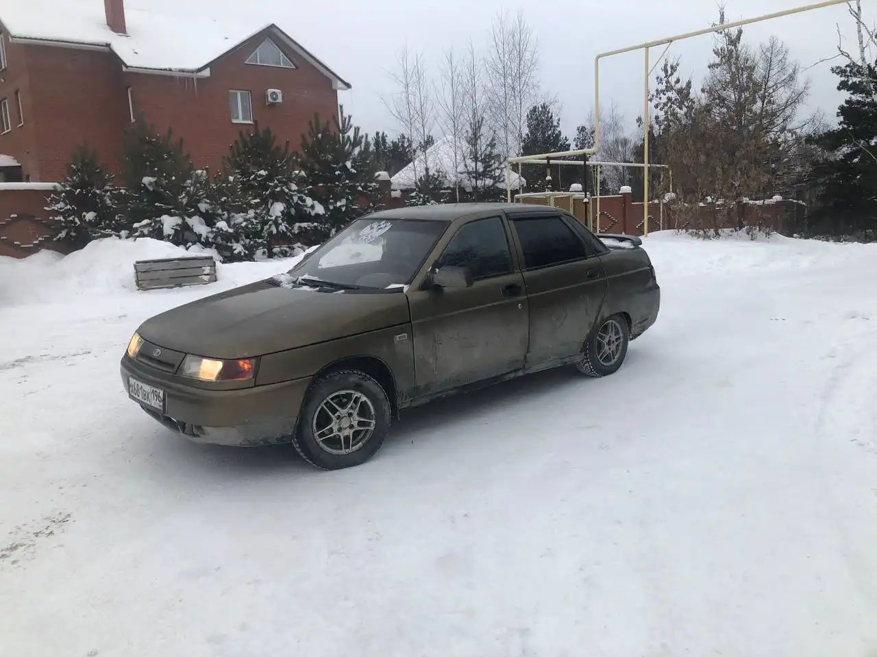 Автомобиль в отличном состоянии с новыми запчастями - Авто в Екатеринбург