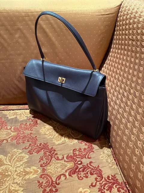 Сумка Sandra Medium из натуральной кожи - Интерьерные аксессуары в Екатеринбург