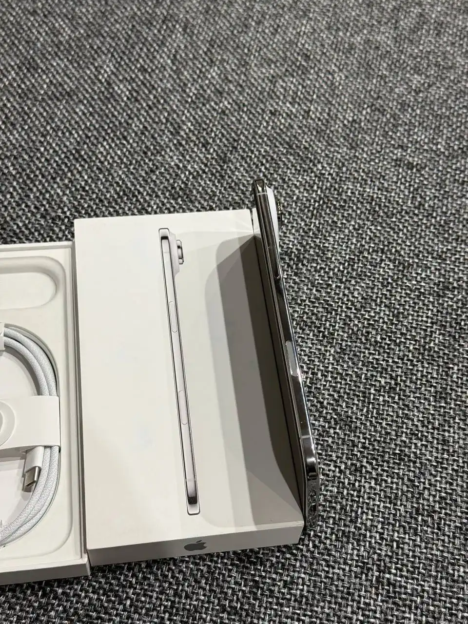 Продажа iPhone AIR 256 ГБ белого цвета - Смартфоны (Электроника) в Екатеринбург