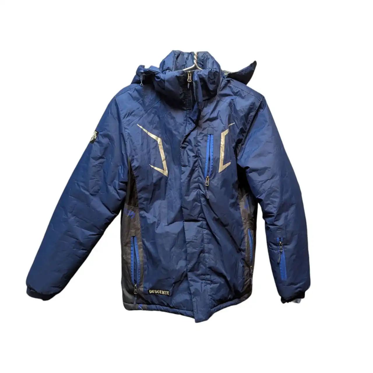 Продам горнолыжный костюм Descente - Спортивная одежда (Одежда) в Екатеринбург