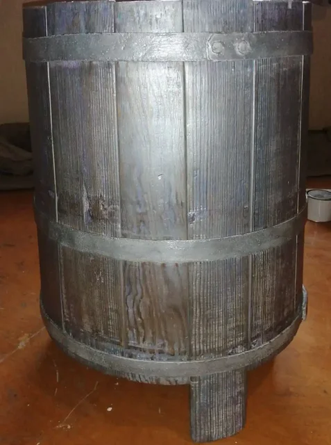 Реставрированная бочка из лиственницы - Барахолка в Екатеринбург