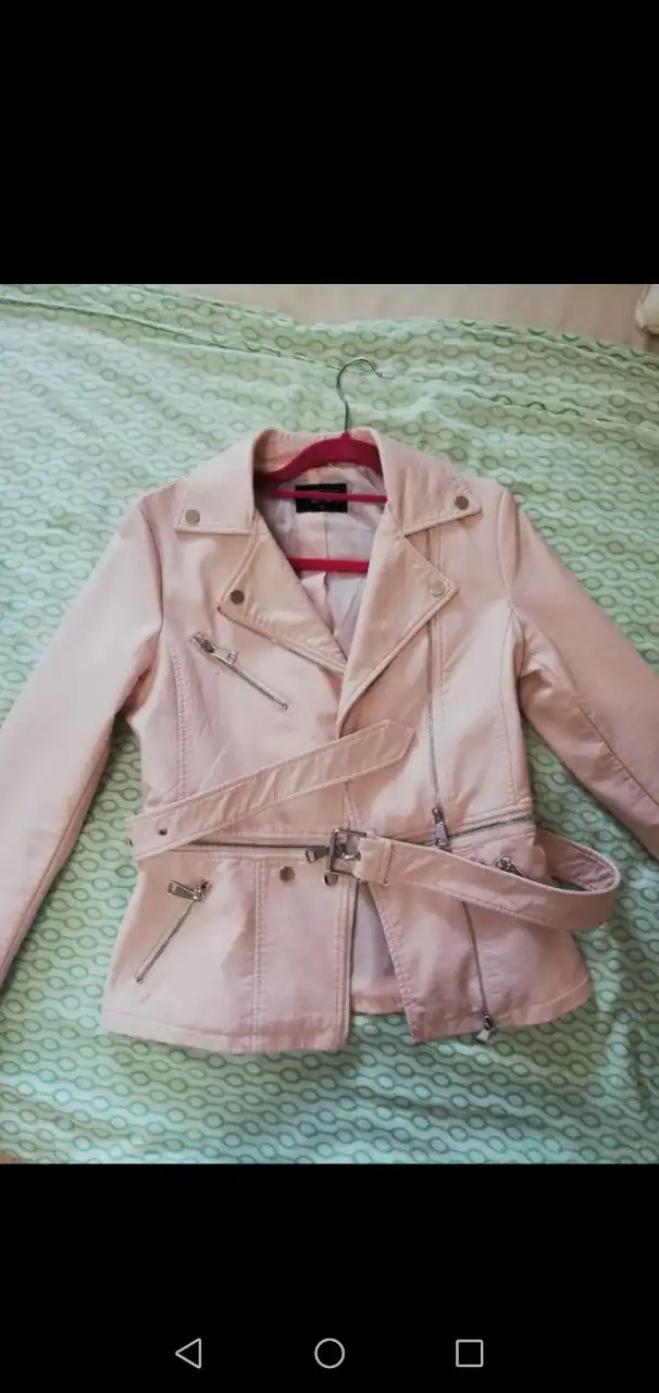 Куртка и кожанка 40 размер - Верхняя одежда (Одежда) в Екатеринбург