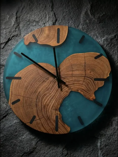 Часы из ценных пород дерева и эпоксидной смолы - Часы в Екатеринбург