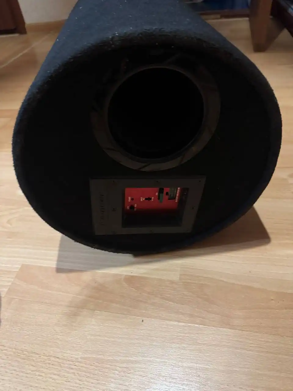 Продажа игрового устройства в Екатеринбурге - Игровые консоли и аксессуары (Электроника) в Екатеринбург