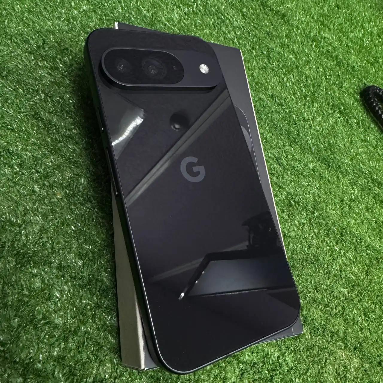 Google Pixel 9 12/128гб с чехлом - Смартфоны (Электроника) в Екатеринбург