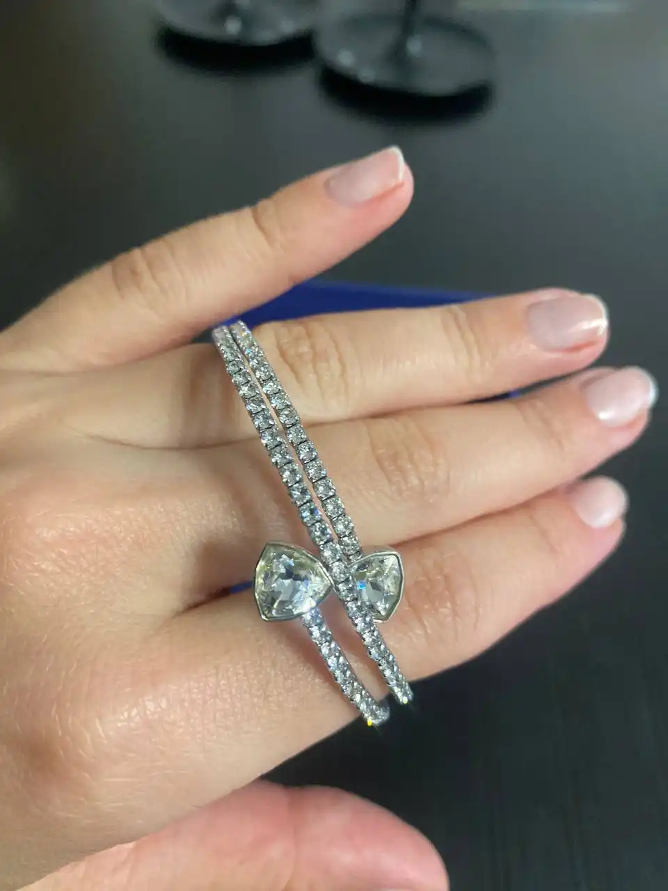 Браслет Swarovski в идеальном состоянии с коробкой - Бижутерия (Барахолка) в Екатеринбург