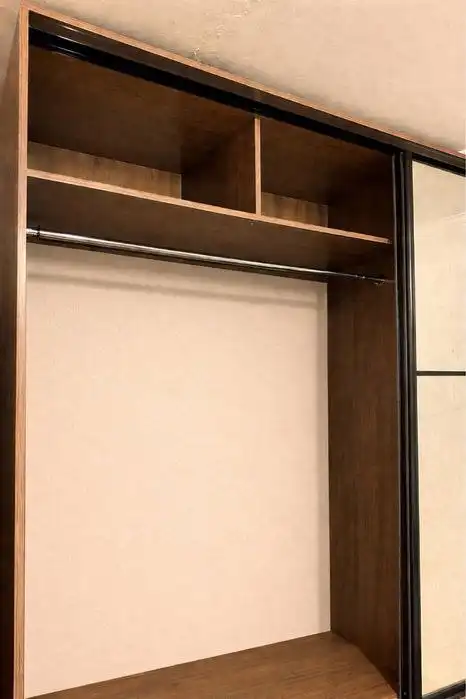 Шкаф в отличном состоянии - Мебель (Барахолка) в Екатеринбург