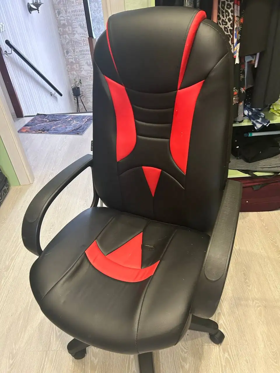 Игровое кресло с профессиональной реставрацией - Мебель (Барахолка) в Екатеринбург