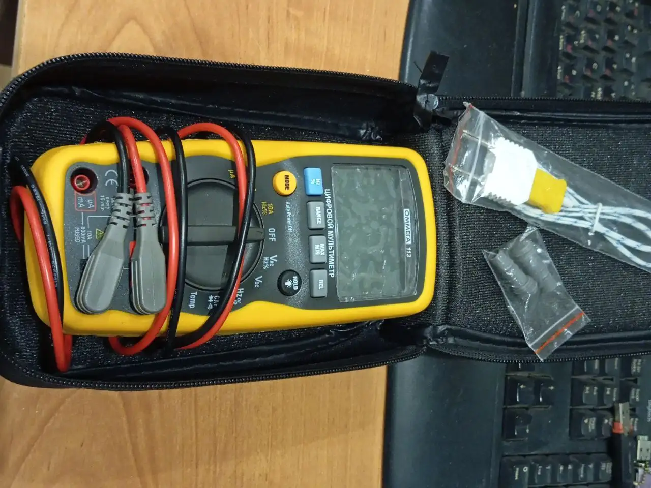Мультиметр цифровой 2000 - Электроизмерительные приборы (Барахолка) в Екатеринбург