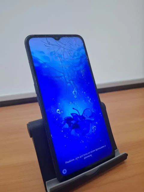 Смартфон с разбитым экраном - 3D принтер в Екатеринбург