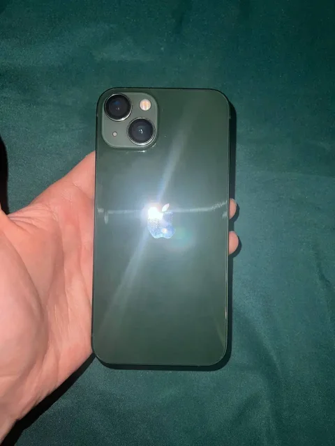 iPhone 13 Зеленый в идеальном состоянии - 3D принтер в Екатеринбург
