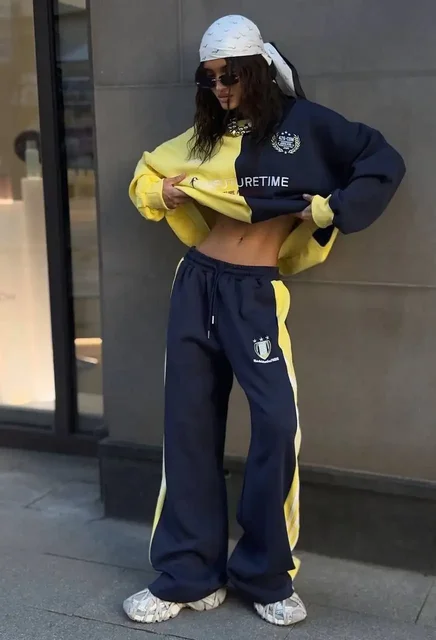 Костюм на флисе оверсайз - Верхняя одежда и джинсы в Екатеринбург