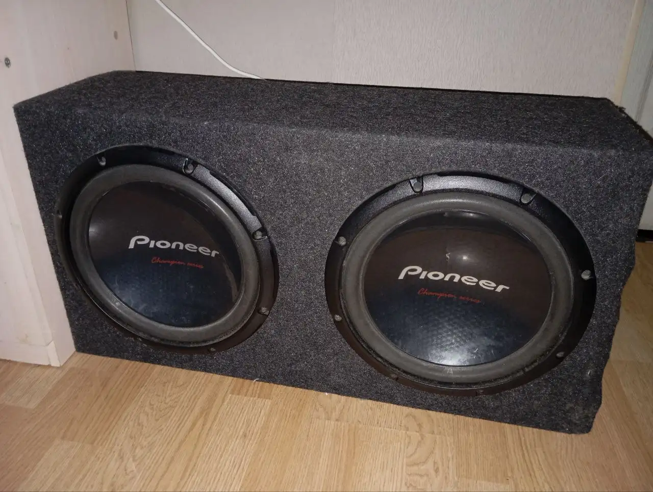 Сабвуфер Pioneer 2 кВт с аксессуарами - Автозвук (Электроника) в Екатеринбург