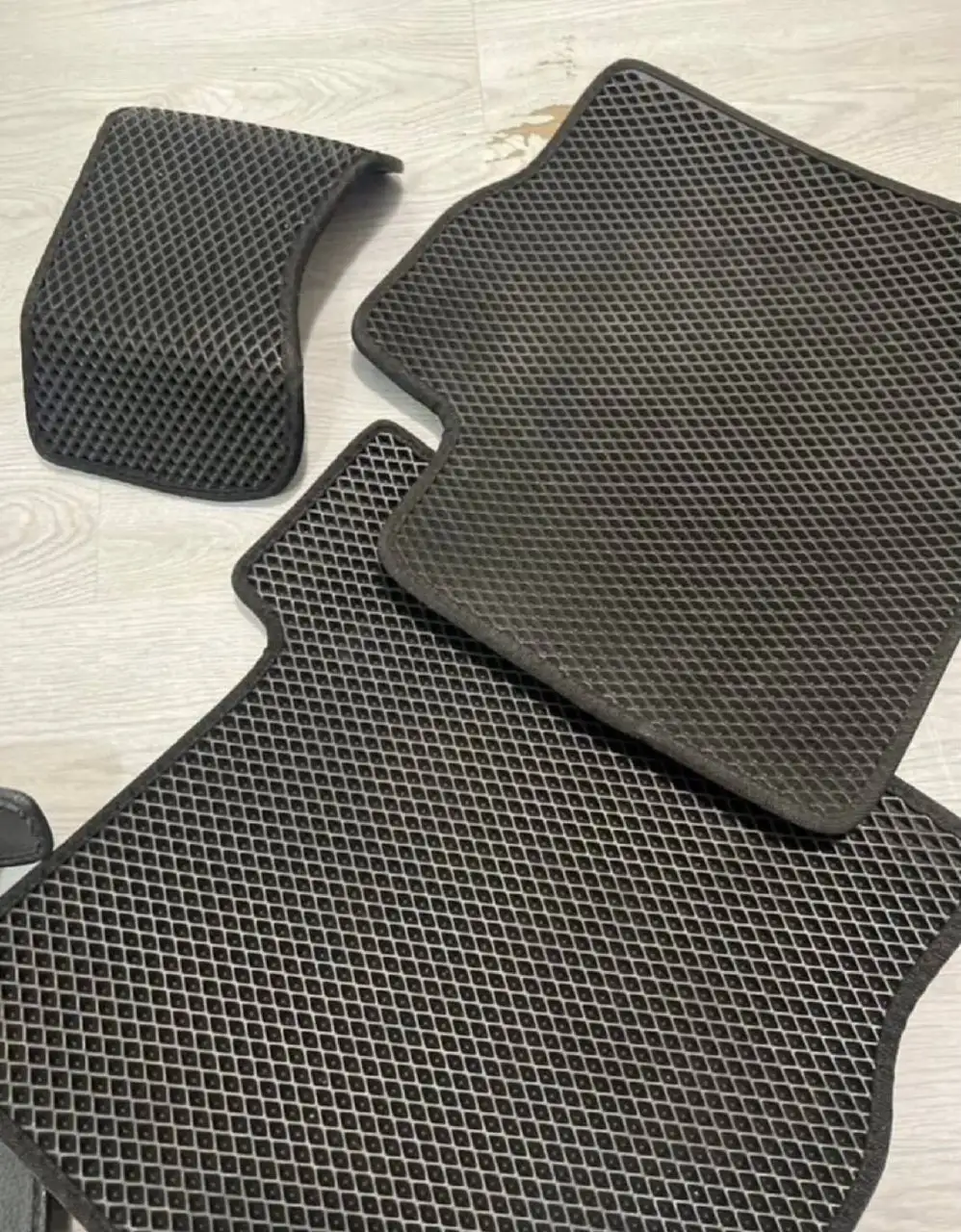 Коврики на Ford Focus 3 - Автоаксессуары (Запчасти) в Екатеринбург