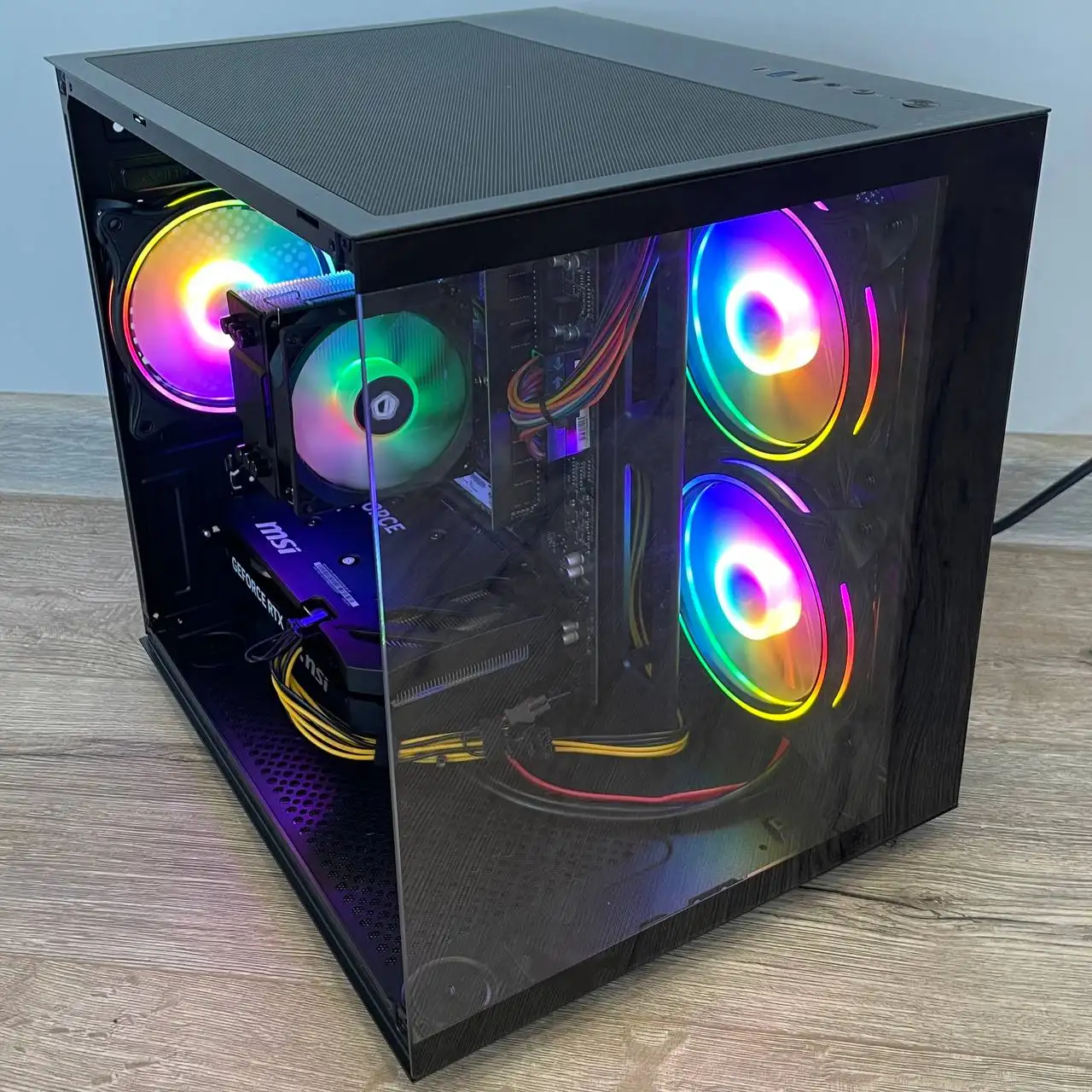 Мощный игровой компьютер с AMD Ryzen 7 и RTX 5060 - Компьютеры (Электроника) в Екатеринбург