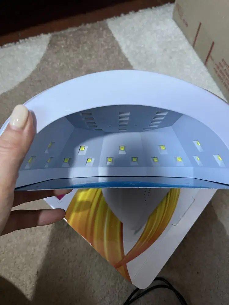 Лампа для маникюра в отличном состоянии - Барахолка в Екатеринбург