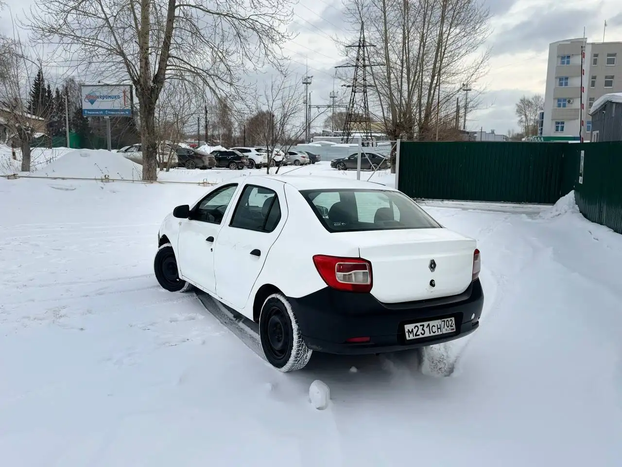 Продажа Renault Logan 2 в Екатеринбурге - Легковые автомобили (Авто) в Екатеринбург