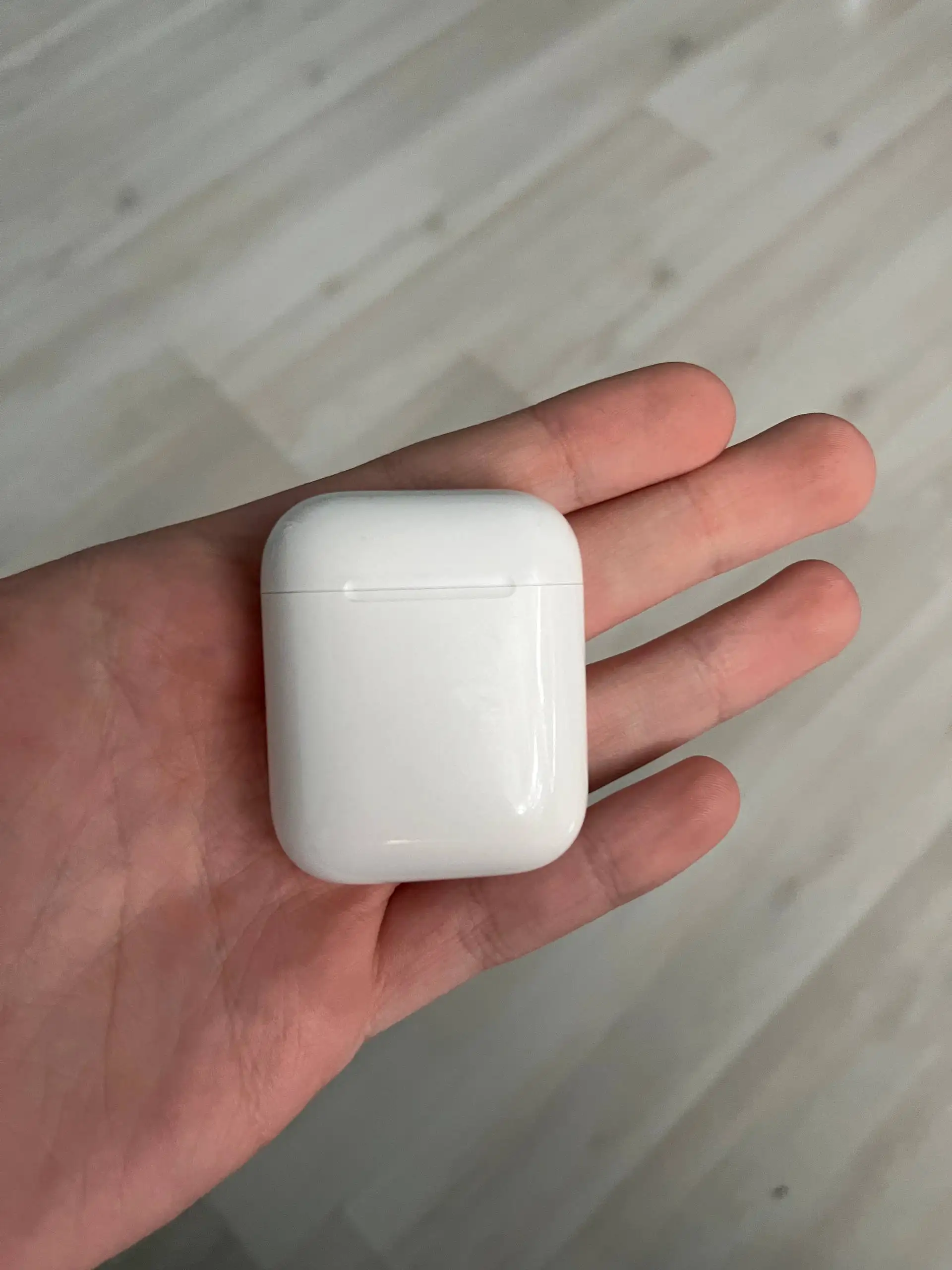 Продам/Обменяю Airpods 1 оригинальные - Наушники (Электроника) в Екатеринбург