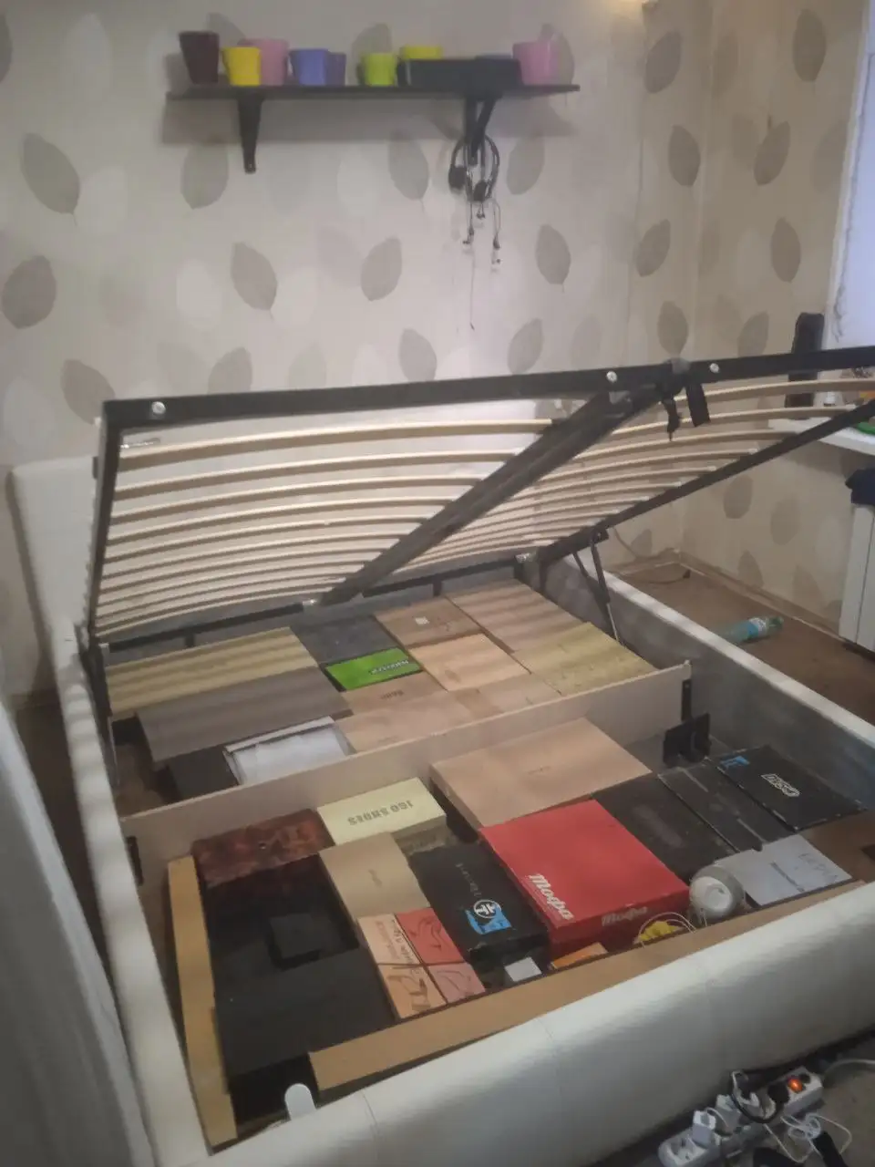 Продам кровать - Барахолка в Екатеринбург