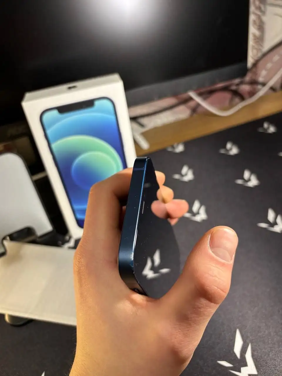 iPhone 12 64гб в хорошем состоянии - Смартфоны (Электроника) в Екатеринбург